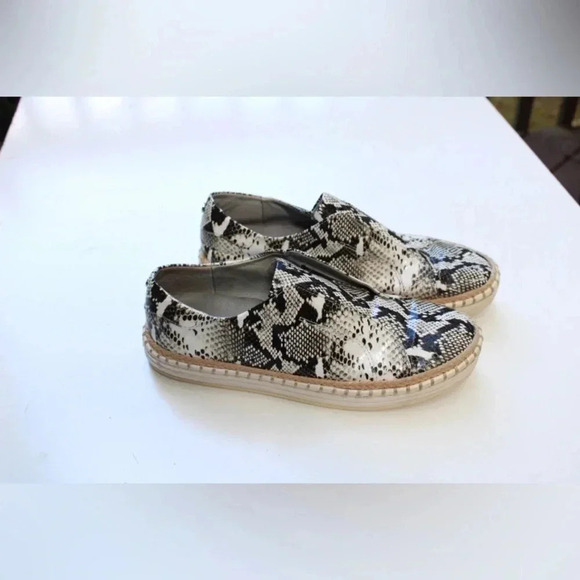 J/S slides slip on shoes - Picture 5 of 11